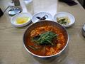 대표적인 중화요리 짬봉에 강릉 향토음식인 순두부를 넣어 만든 퓨전 음식 짬봉순두부 사진 1 썸네일 이미지